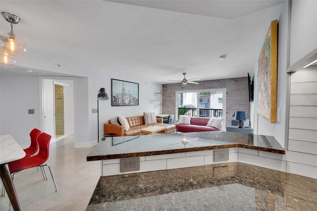 2021 SE 10th Avenue 205, Fort Lauderdale, FL 33316