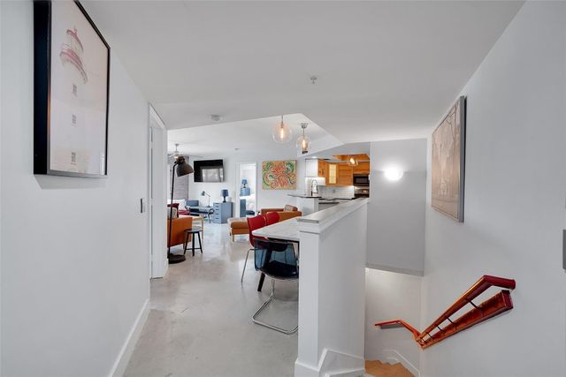 2021 SE 10th Avenue 205, Fort Lauderdale, FL 33316