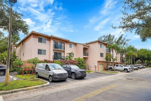 2021 SE 10th Avenue 205, Fort Lauderdale, FL 33316