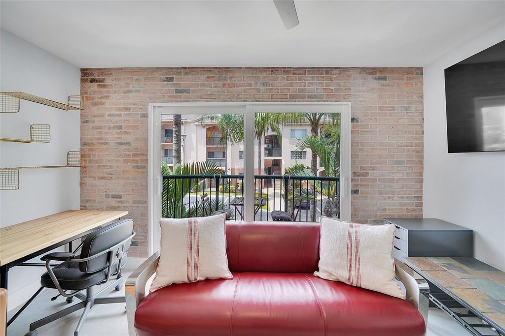 2021 SE 10th Avenue 205, Fort Lauderdale, FL 33316