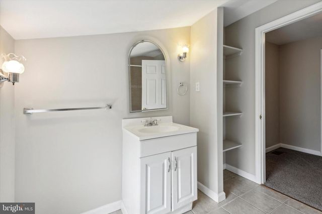 137 EAST ST, Philadelphia, PA 19127
