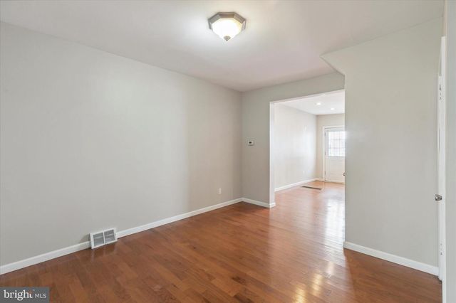 137 EAST ST, Philadelphia, PA 19127