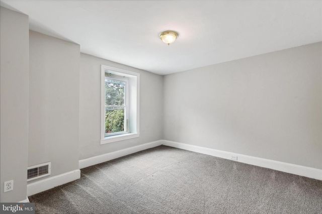 137 EAST ST, Philadelphia, PA 19127