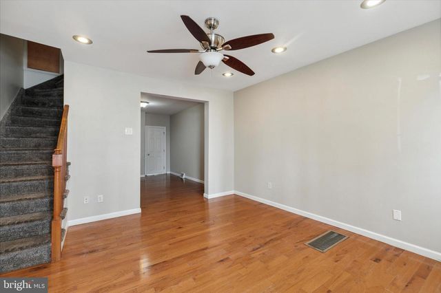 137 EAST ST, Philadelphia, PA 19127