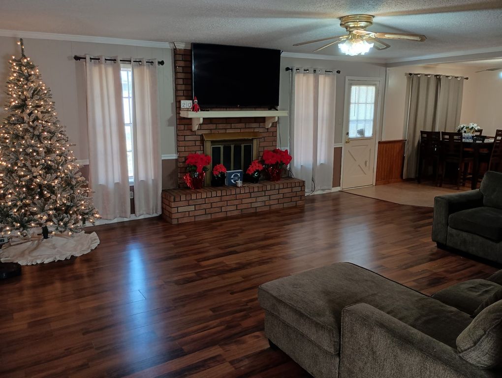 8823 Kensington Drive, Shreveport, LA 71118