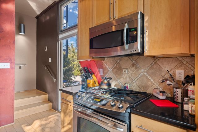 873 Silver Avenue SW, Albuquerque, NM 87102