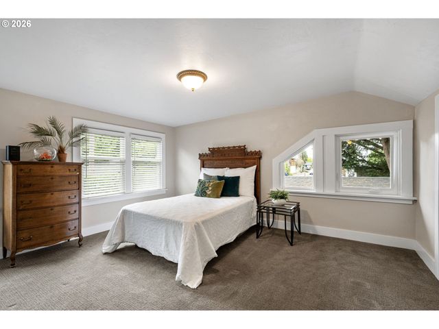 47 W 23RD Ave, Eugene, OR 97405