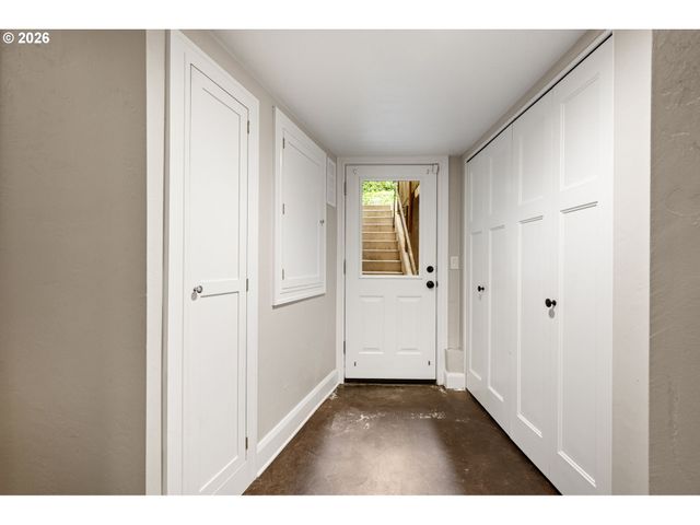 47 W 23RD Ave, Eugene, OR 97405