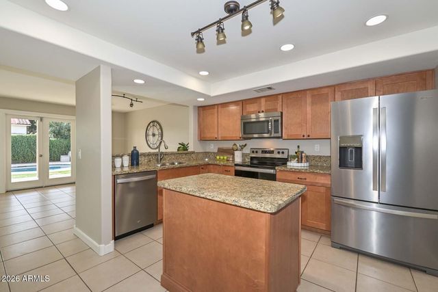 1659 E BLUEFIELD Circle, Phoenix, AZ 85022