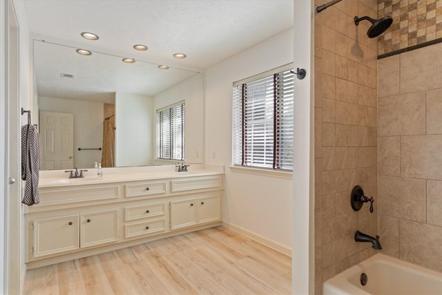 117 Stone Mountain Court, Garland, TX 75044