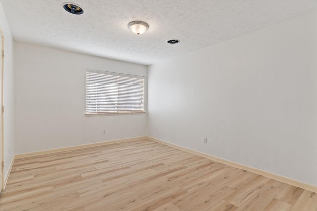 117 Stone Mountain Court, Garland, TX 75044