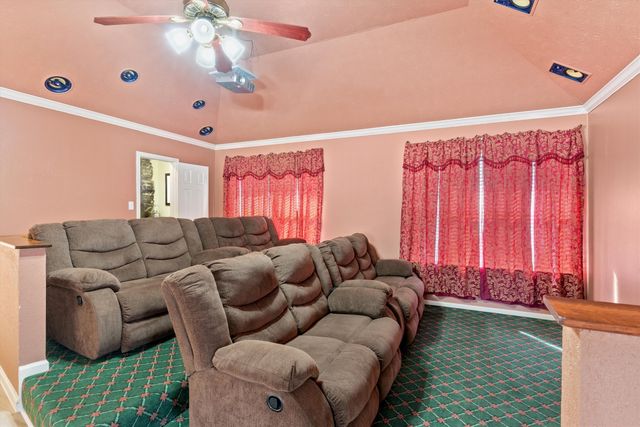 117 Stone Mountain Court, Garland, TX 75044