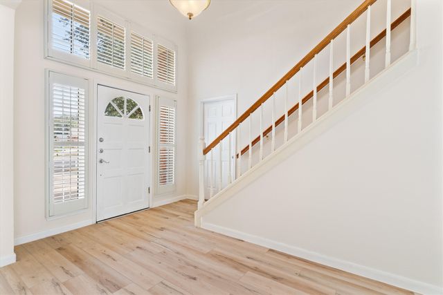 117 Stone Mountain Court, Garland, TX 75044