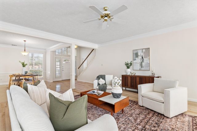 117 Stone Mountain Court, Garland, TX 75044