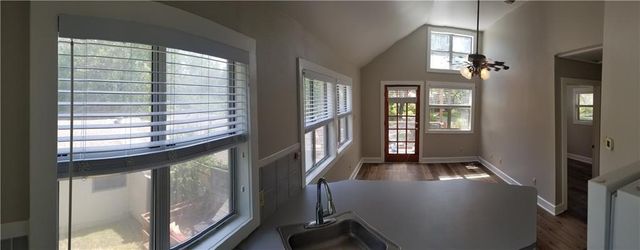 2102 Townes LN B, Austin, TX 78703