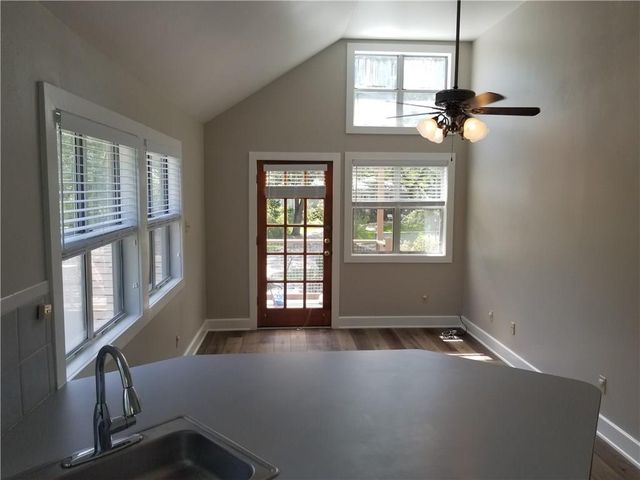 2102 Townes LN B, Austin, TX 78703