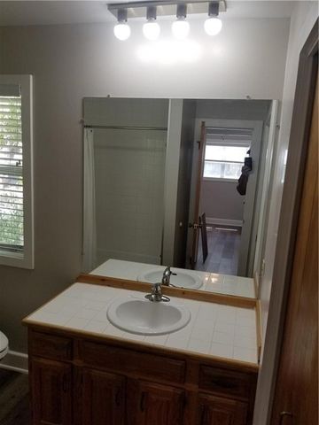 2102 Townes LN B, Austin, TX 78703
