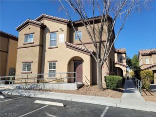 7660 ELDORADO Lane 211, Las Vegas, NV 89113