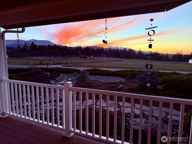 2270 S 7TH Avenue, Sequim, WA 98382