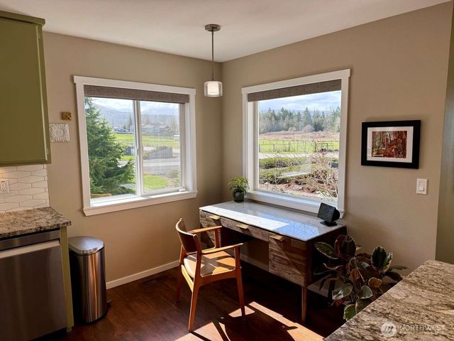 2270 S 7TH Avenue, Sequim, WA 98382