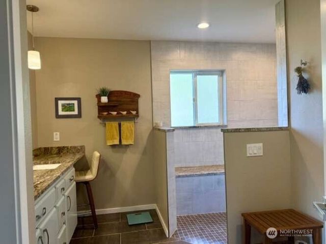 2270 S 7TH Avenue, Sequim, WA 98382