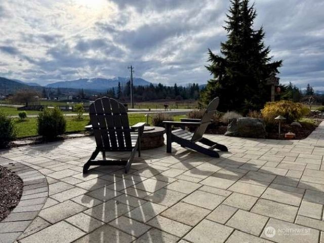 2270 S 7TH Avenue, Sequim, WA 98382