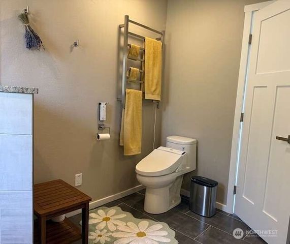 2270 S 7TH Avenue, Sequim, WA 98382