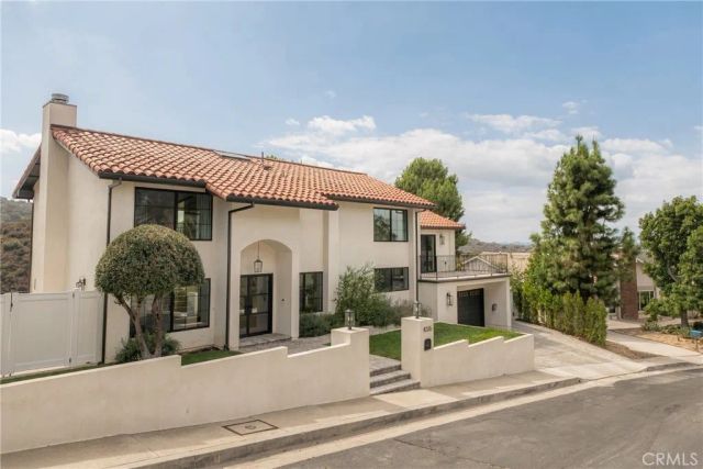 4335 Chaumont Road, Woodland Hills, CA 91364