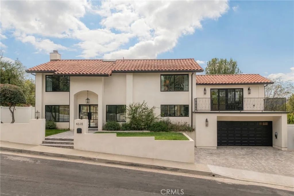 4335 Chaumont Road, Woodland Hills, CA 91364