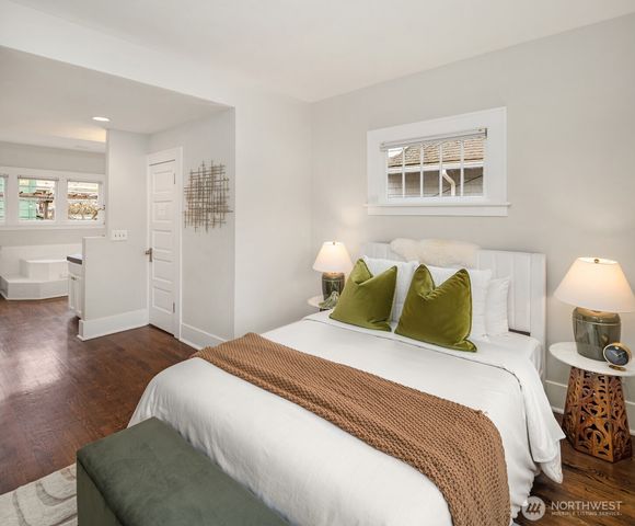 5712 1st Avenue NW, Seattle, WA 98107