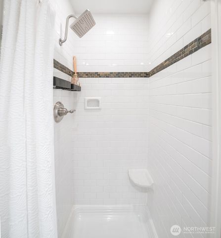 5712 1st Avenue NW, Seattle, WA 98107