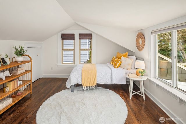 5712 1st Avenue NW, Seattle, WA 98107