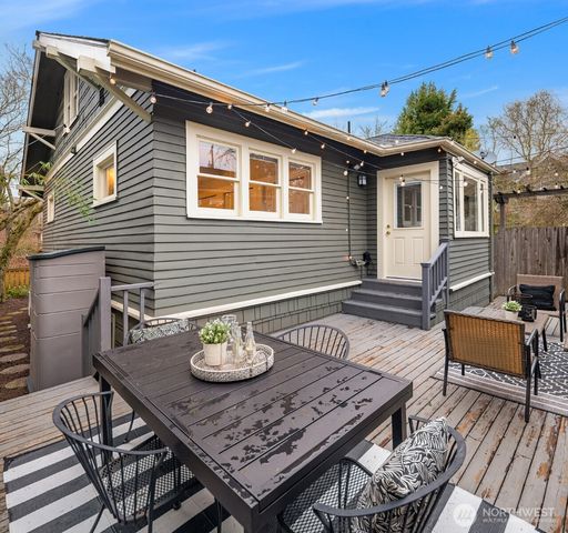 5712 1st Avenue NW, Seattle, WA 98107