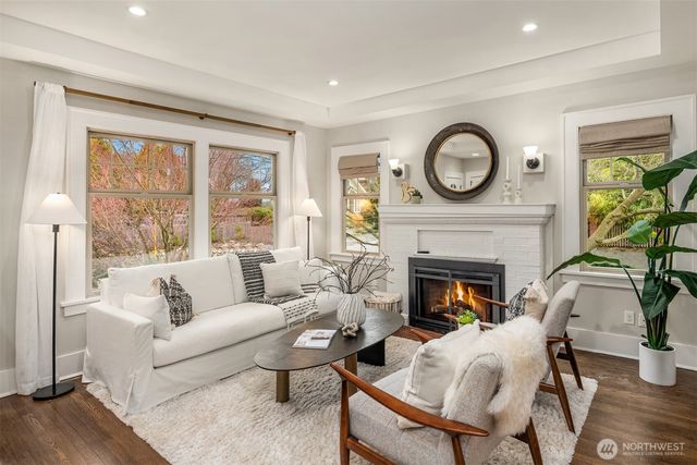 5712 1st Avenue NW, Seattle, WA 98107