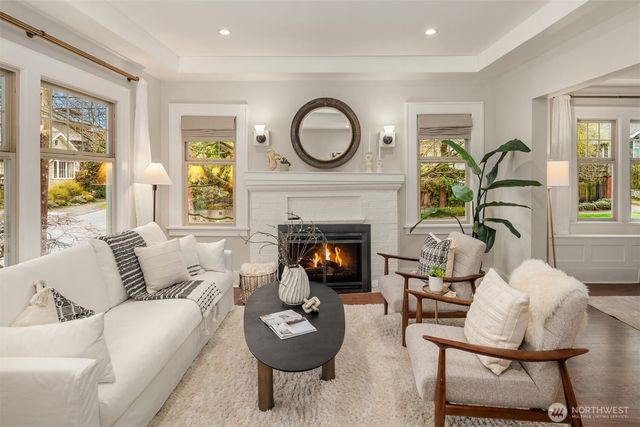 5712 1st Avenue NW, Seattle, WA 98107