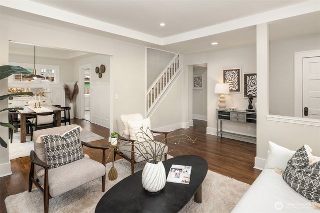 5712 1st Avenue NW, Seattle, WA 98107