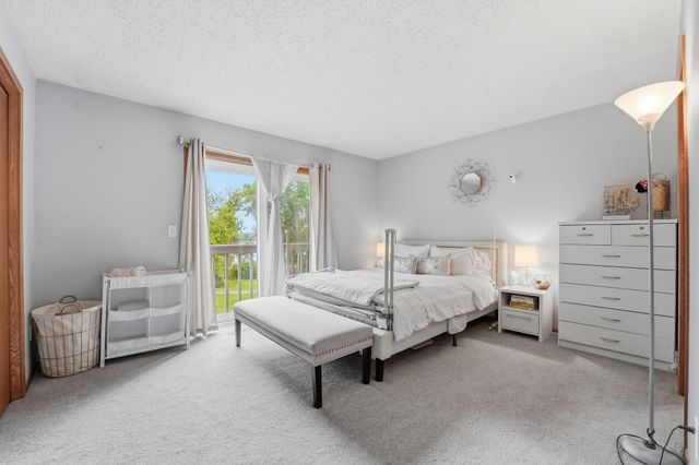 3040 Shields Drive 104, Eagan, MN 55121