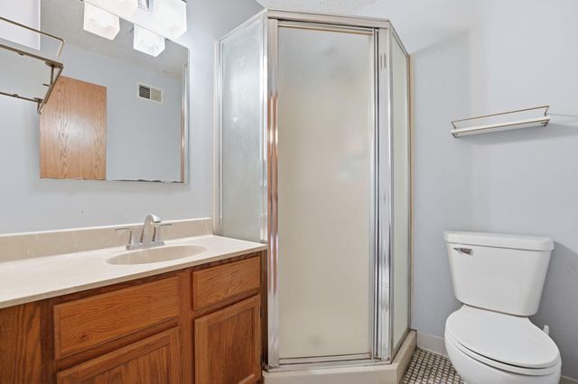3040 Shields Drive 104, Eagan, MN 55121