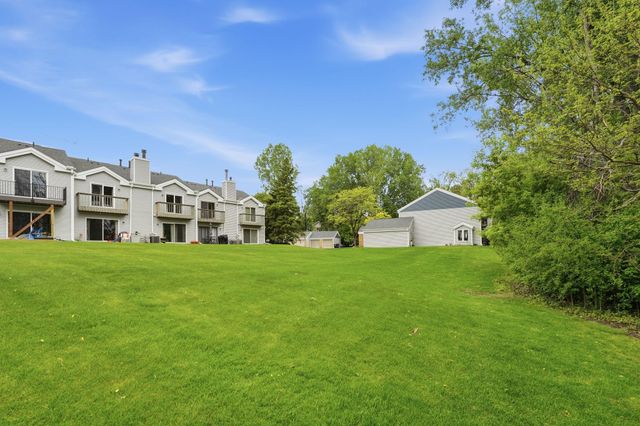 3040 Shields Drive 104, Eagan, MN 55121