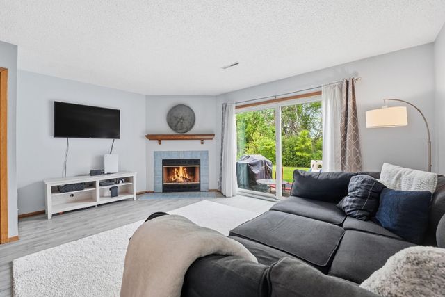 3040 Shields Drive 104, Eagan, MN 55121