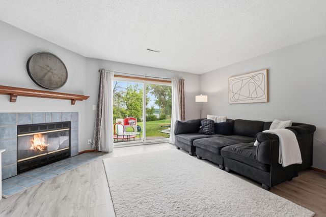 3040 Shields Drive 104, Eagan, MN 55121