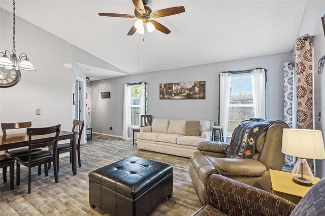 2200 ROSE BROOK COURT, Orlando, FL 32817