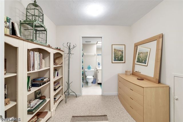 4092 Belair LN 15, Naples, FL 34103