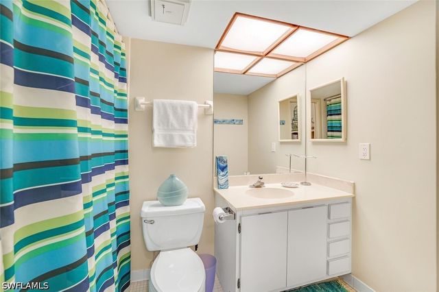 4092 Belair LN 15, Naples, FL 34103