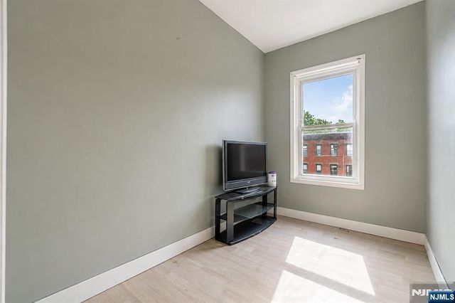 29 Madison Avenue, Jersey City, NJ 07304