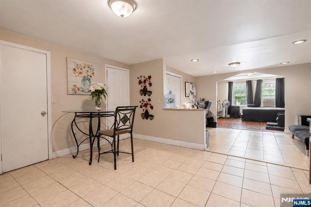 29 Madison Avenue, Jersey City, NJ 07304