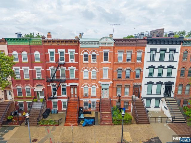 29 Madison Avenue, Jersey City, NJ 07304