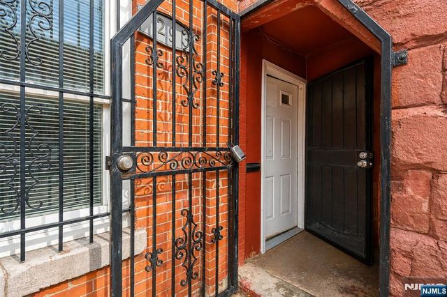 29 Madison Avenue, Jersey City, NJ 07304