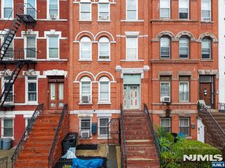 29 Madison Avenue, Jersey City, NJ 07304