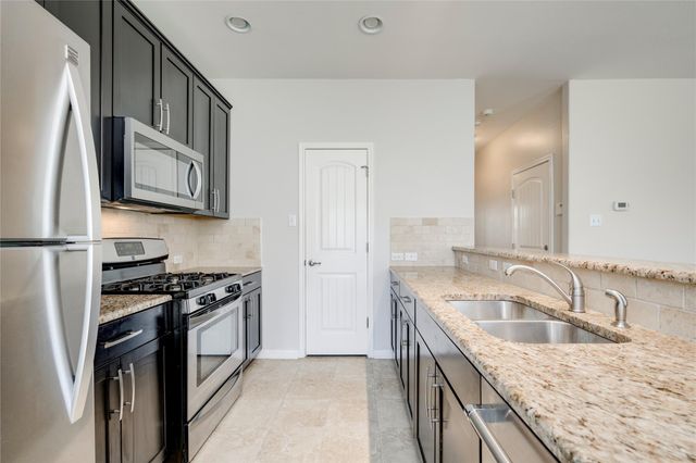 11137 Bright Leaf TER 11137, Austin, TX 78748